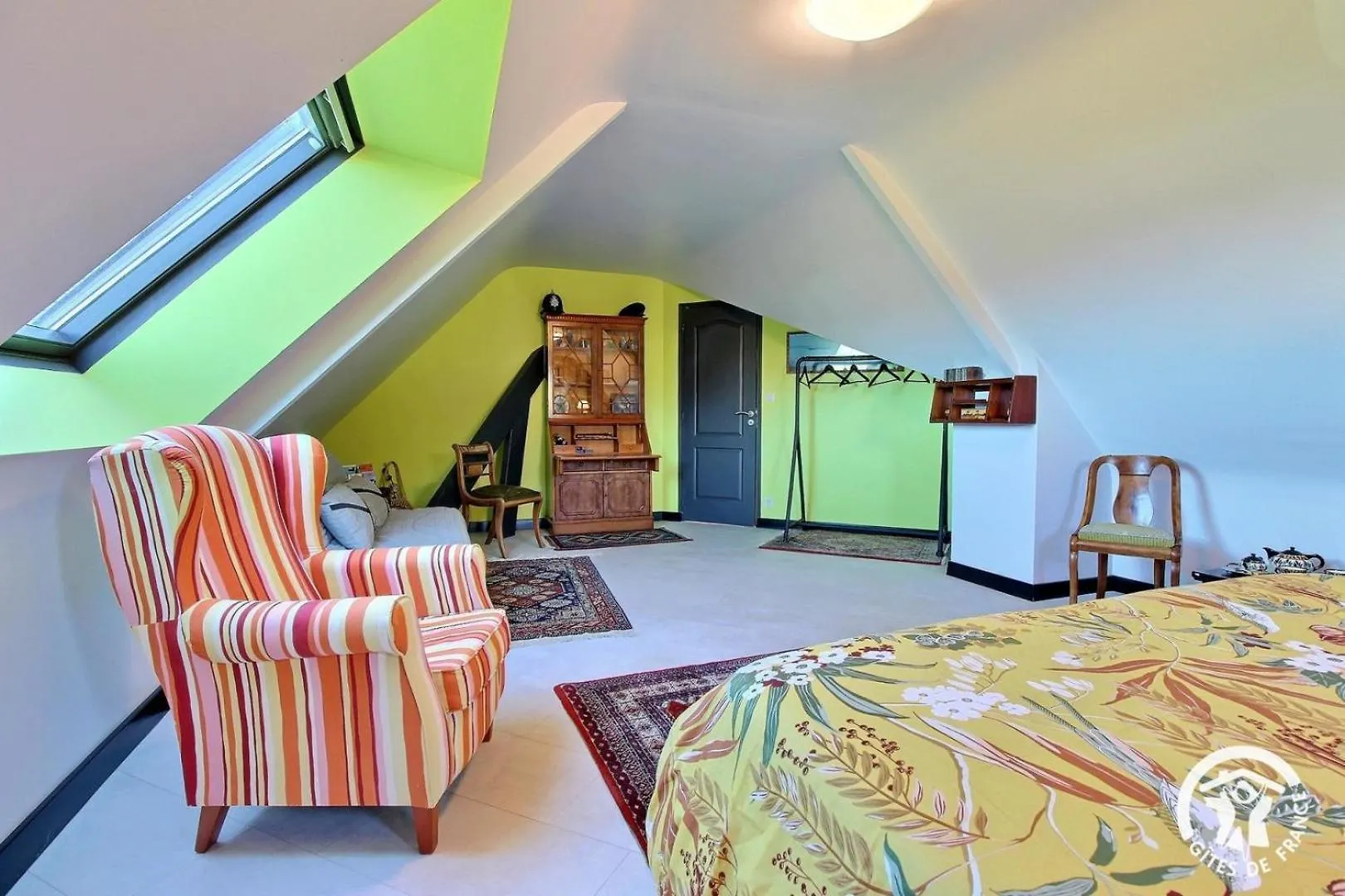 Les Saudraies - Unite Familiale Bed & Breakfast Rieux  0*, Rieux (Morbihan)