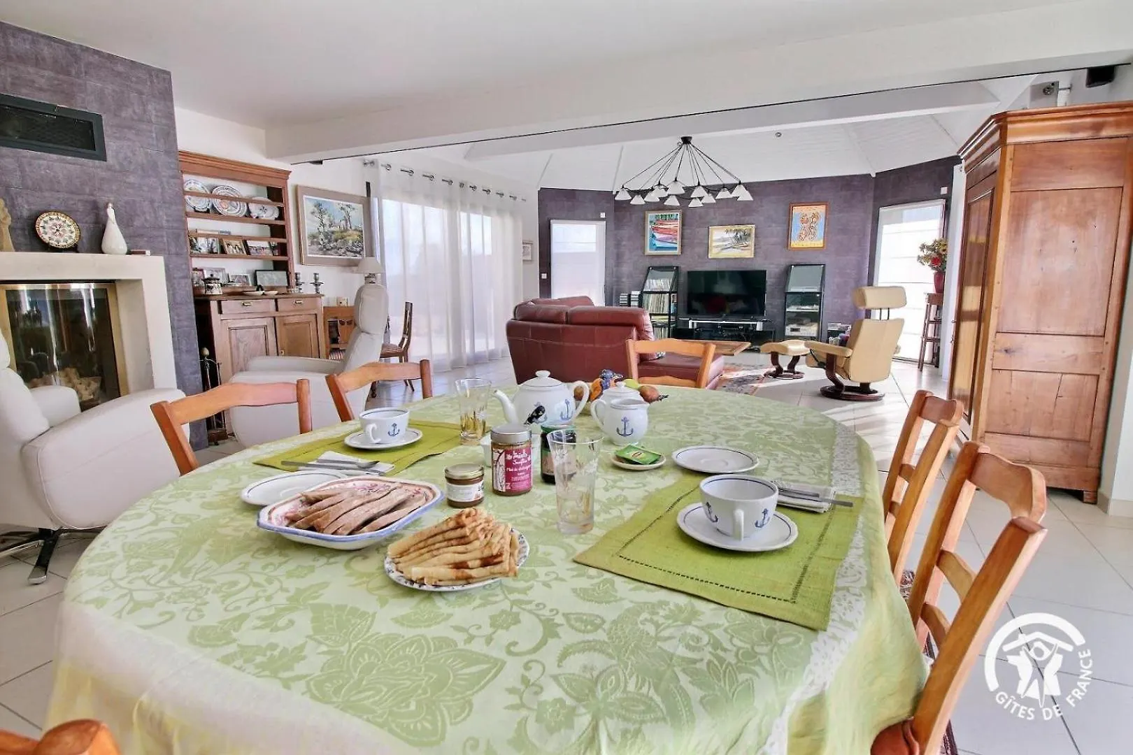 Les Saudraies - Unite Familiale Bed & Breakfast Rieux  0*, Rieux (Morbihan) France